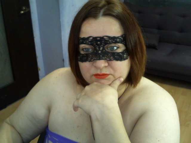 AgilaMipo live cam on BongaCams