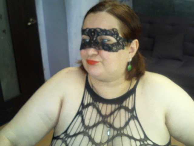 AgilaMipo live cam on BongaCams