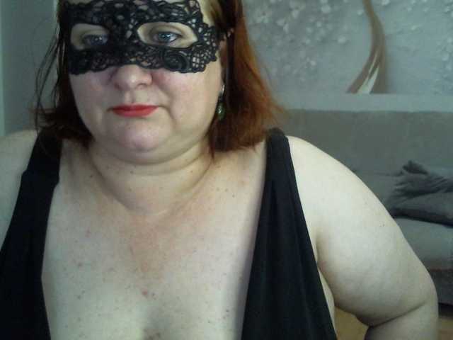 AgilaMipo live cam on BongaCams