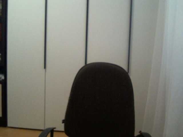 AgilaMipo, en directo ahora en BongaCams
