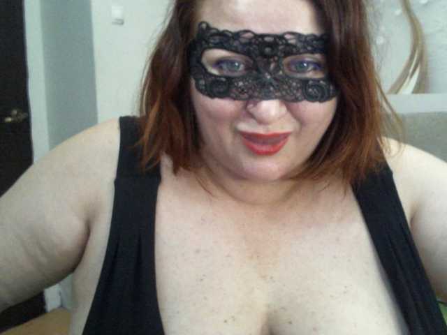AgilaMipo live cam on BongaCams