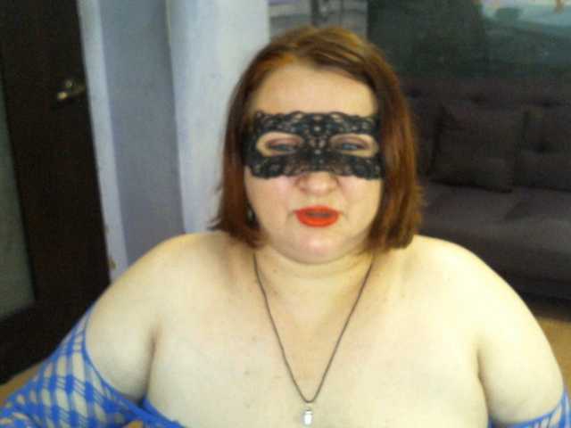 AgilaMipo live webcam show