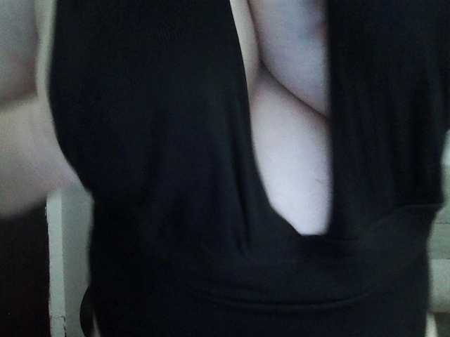 AgilaMipo live cam on BongaCams
