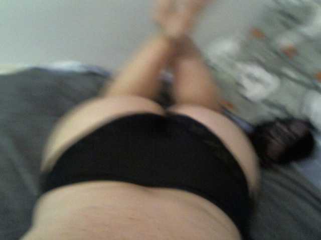 AgilaMipo live cam on BongaCams