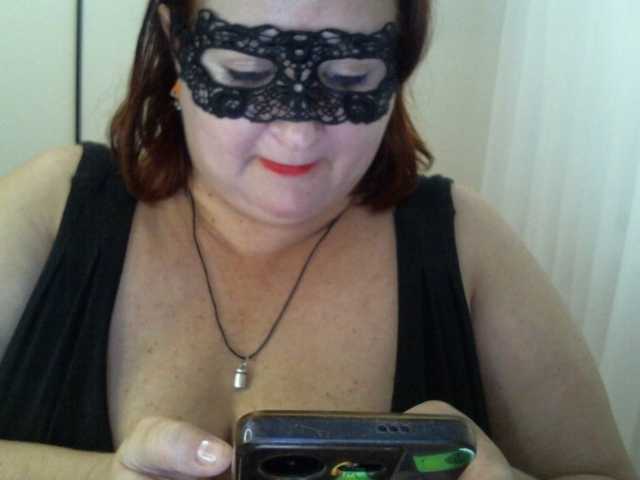 AgilaMipo, en directo ahora en BongaCams