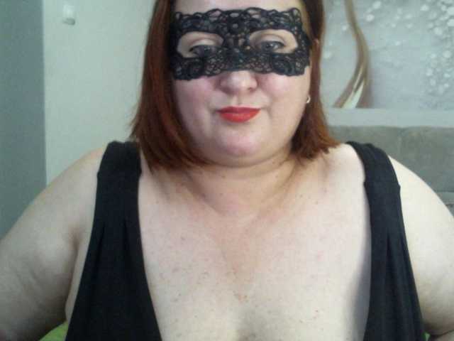 AgilaMipo live cam on BongaCams