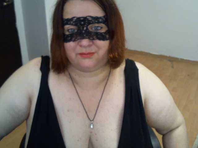 AgilaMipo live webcam show