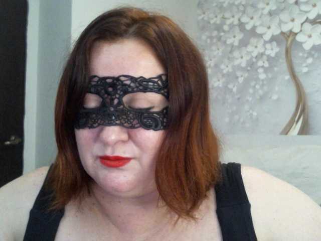 AgilaMipo live cam on BongaCams