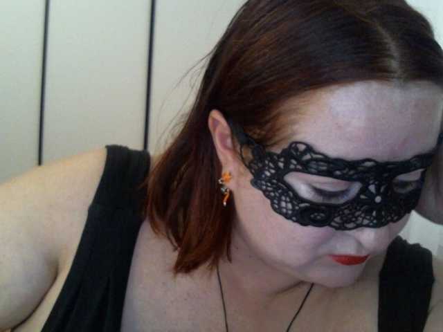 AgilaMipo, live now on BongaCams