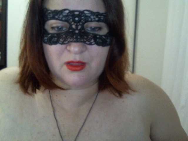 AgilaMipo, en directo ahora en BongaCams