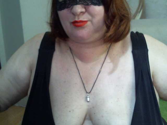 AgilaMipo live cam on BongaCams