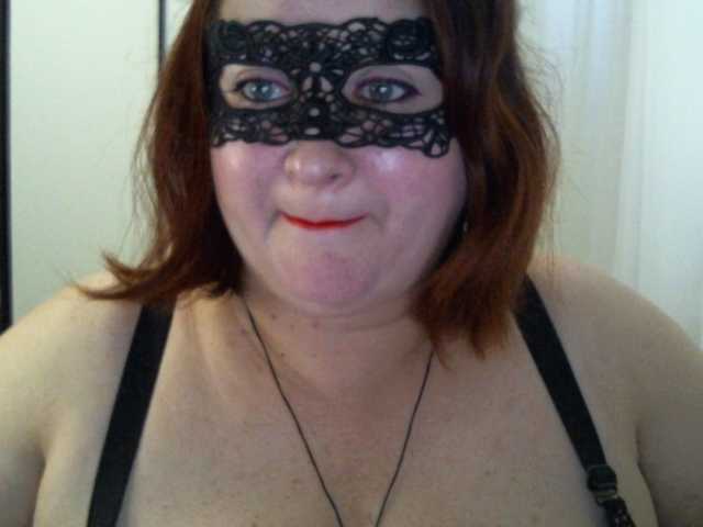 AgilaMipo live cam on BongaCams