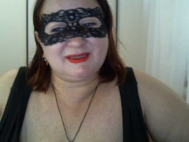 AgilaMipo, en directo ahora en BongaCams