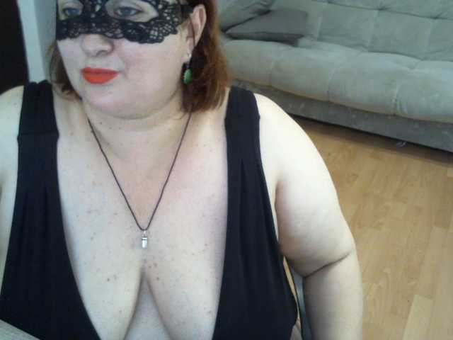 AgilaMipo live cam on BongaCams