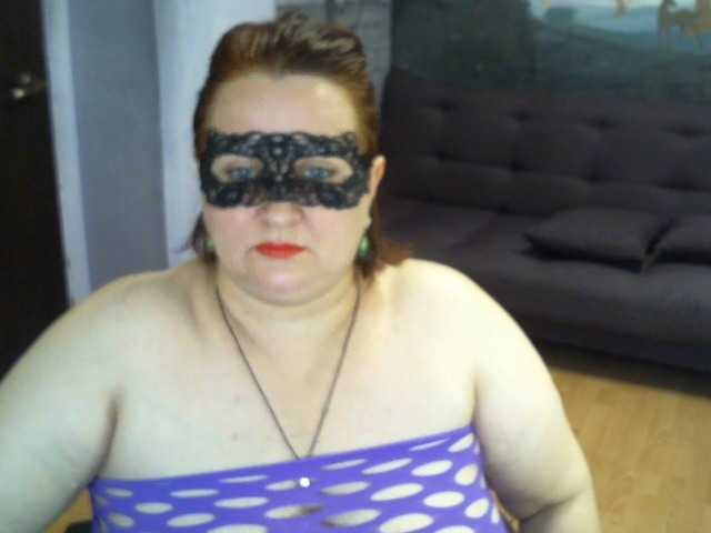 AgilaMipo live webcam show