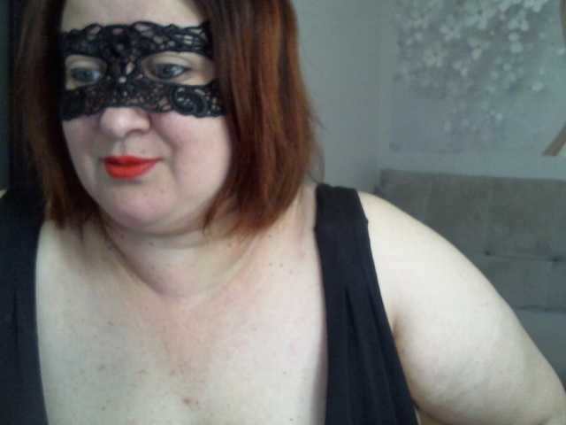AgilaMipo live cam on BongaCams