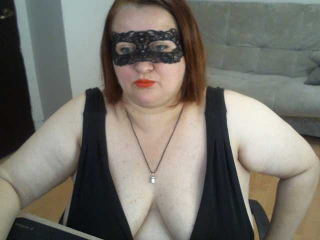 AgilaMipo live cam on BongaCams