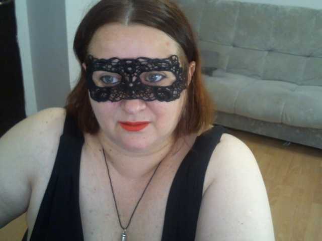 AgilaMipo live cam on BongaCams