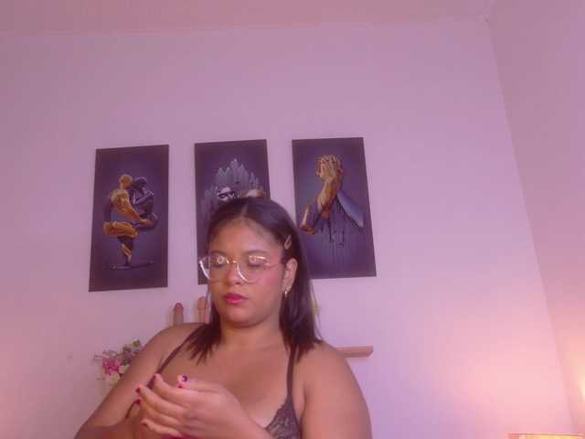 nairagold live webcam show