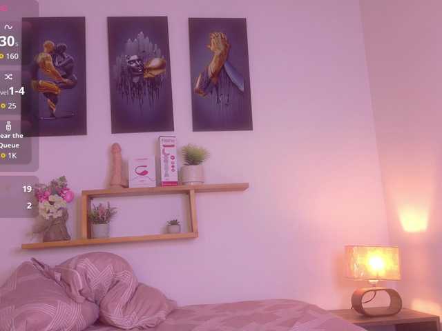 nairagold live cam on BongaCams