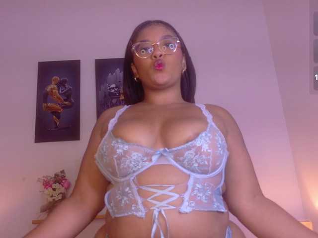 nairagold live webcam show