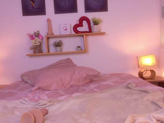 nairagold live cam on BongaCams