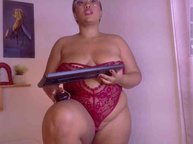 Modelo: nairagold