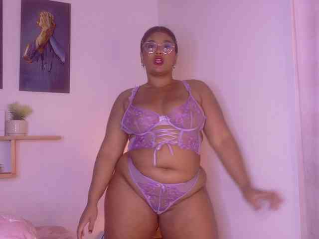 Modelo: nairagold