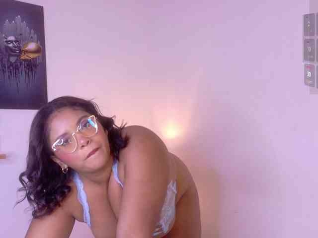 Modelo: nairagold