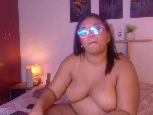 Modelo: nairagold
