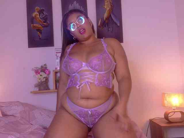Modelo: nairagold