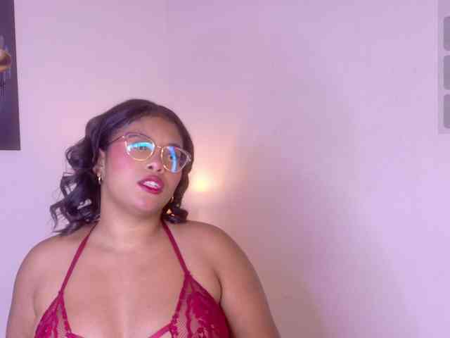 nairagold Live Webcam on BongaCams