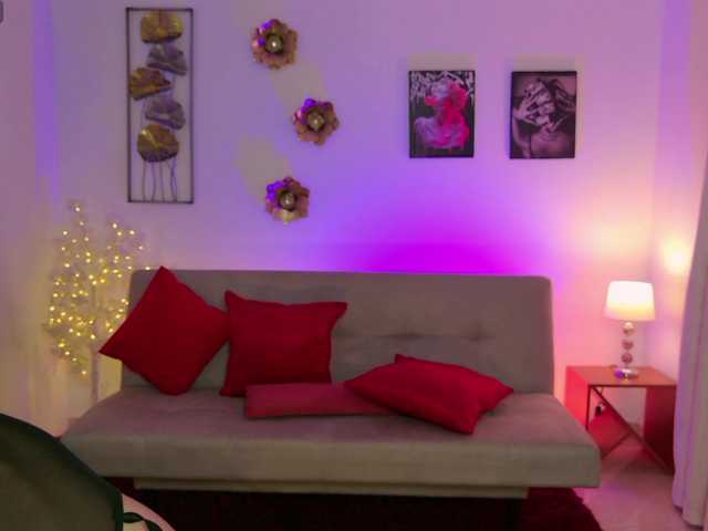 MaraVelvett- live webcam show