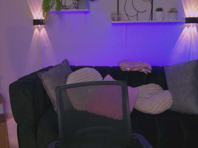 MaraVelvett- live cam preview