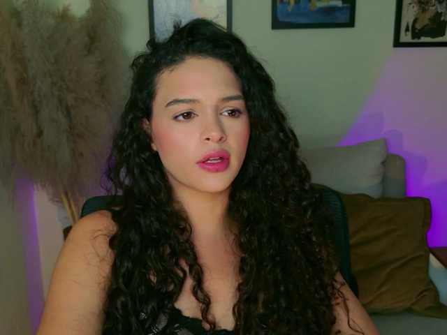 MaraVelvett- live webcam show