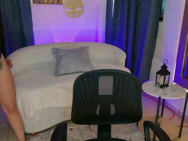 MaraVelvett- Sex Cam Show
