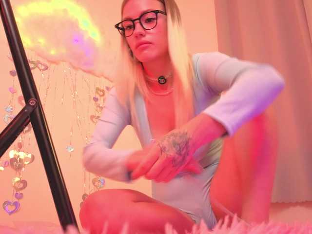BrILLianteBarb live webcam show
