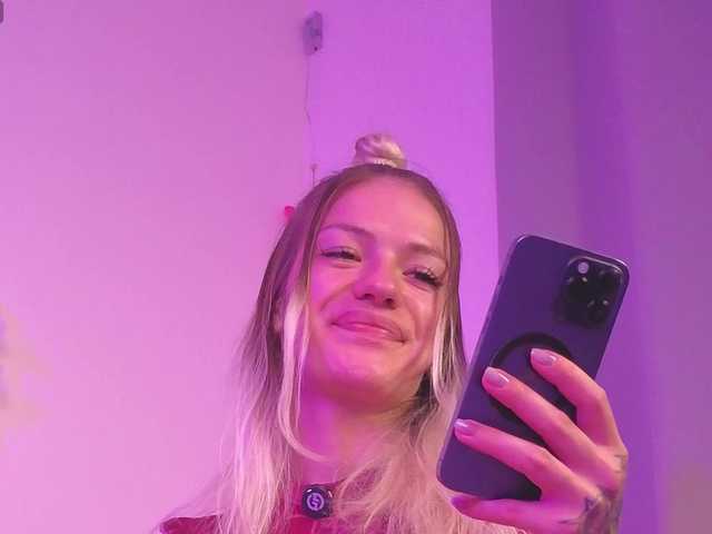 BrILLianteBarb live cam on BongaCams
