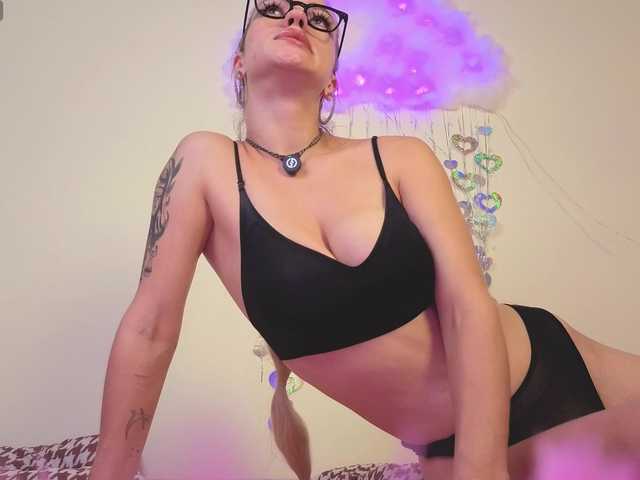 BrILLianteBarb live cam on BongaCams