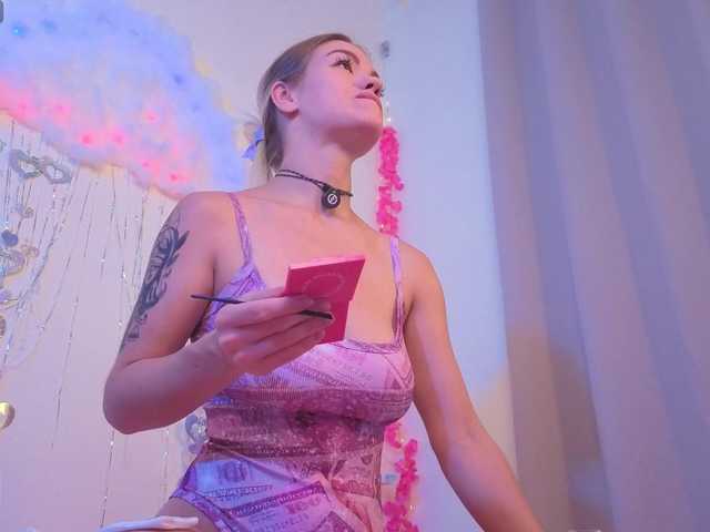 BrILLianteBarb live cam on BongaCams