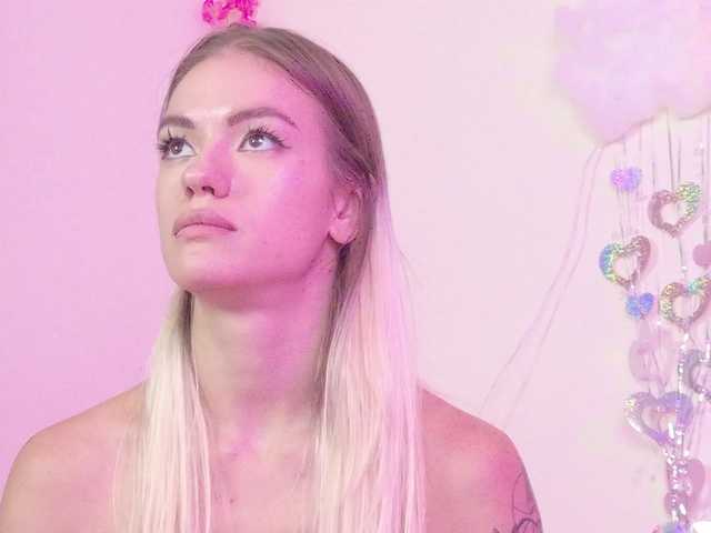 BrILLianteBarb live webcam show