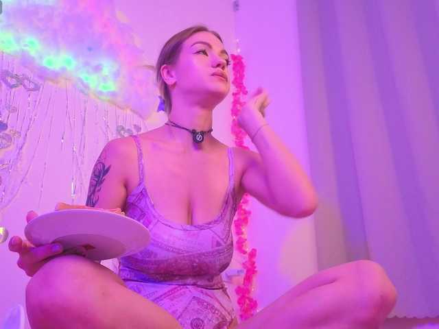 BrILLianteBarb live cam on BongaCams