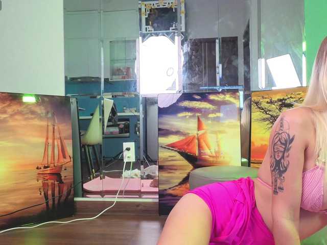 BrILLianteBarb live cam