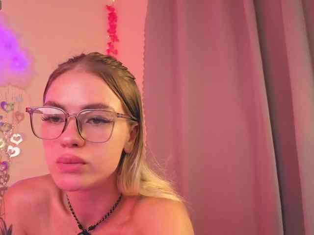 BrILLianteBarb webcam