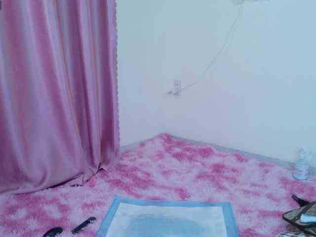 BrILLianteBarb webcam