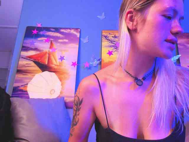 BrILLianteBarb webcam