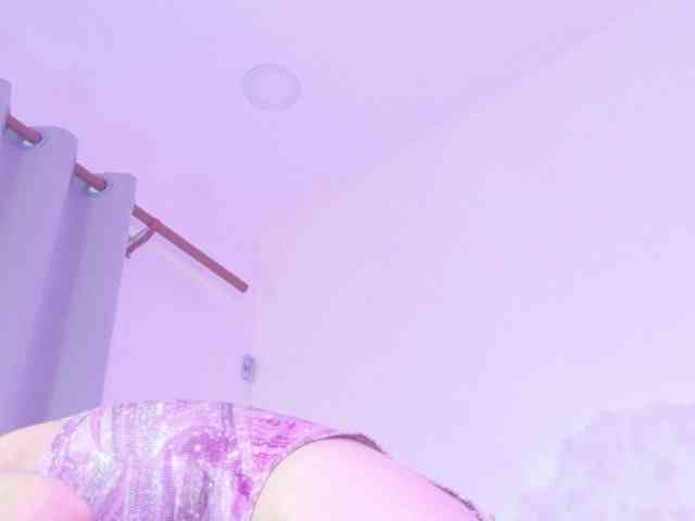 BrILLianteBarb webcam