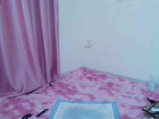 BrILLianteBarb webcam