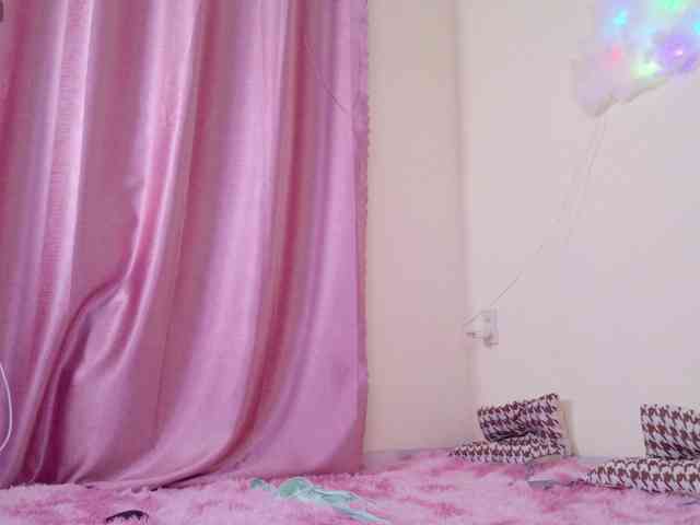 BrILLianteBarb webcam