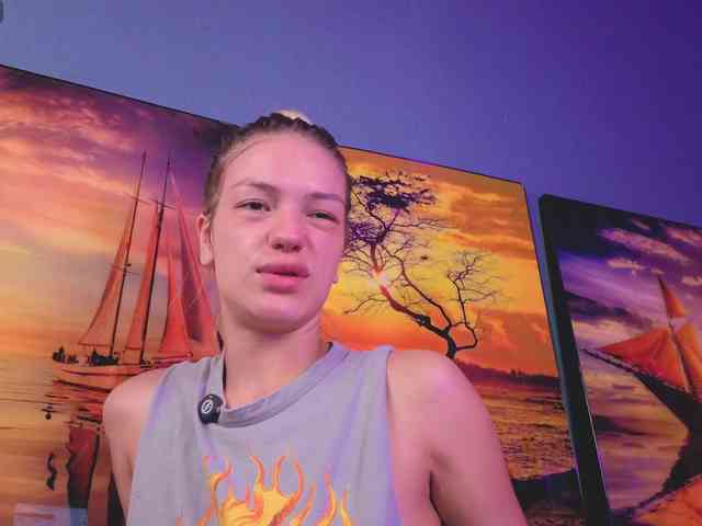 BrILLianteBarb webcam